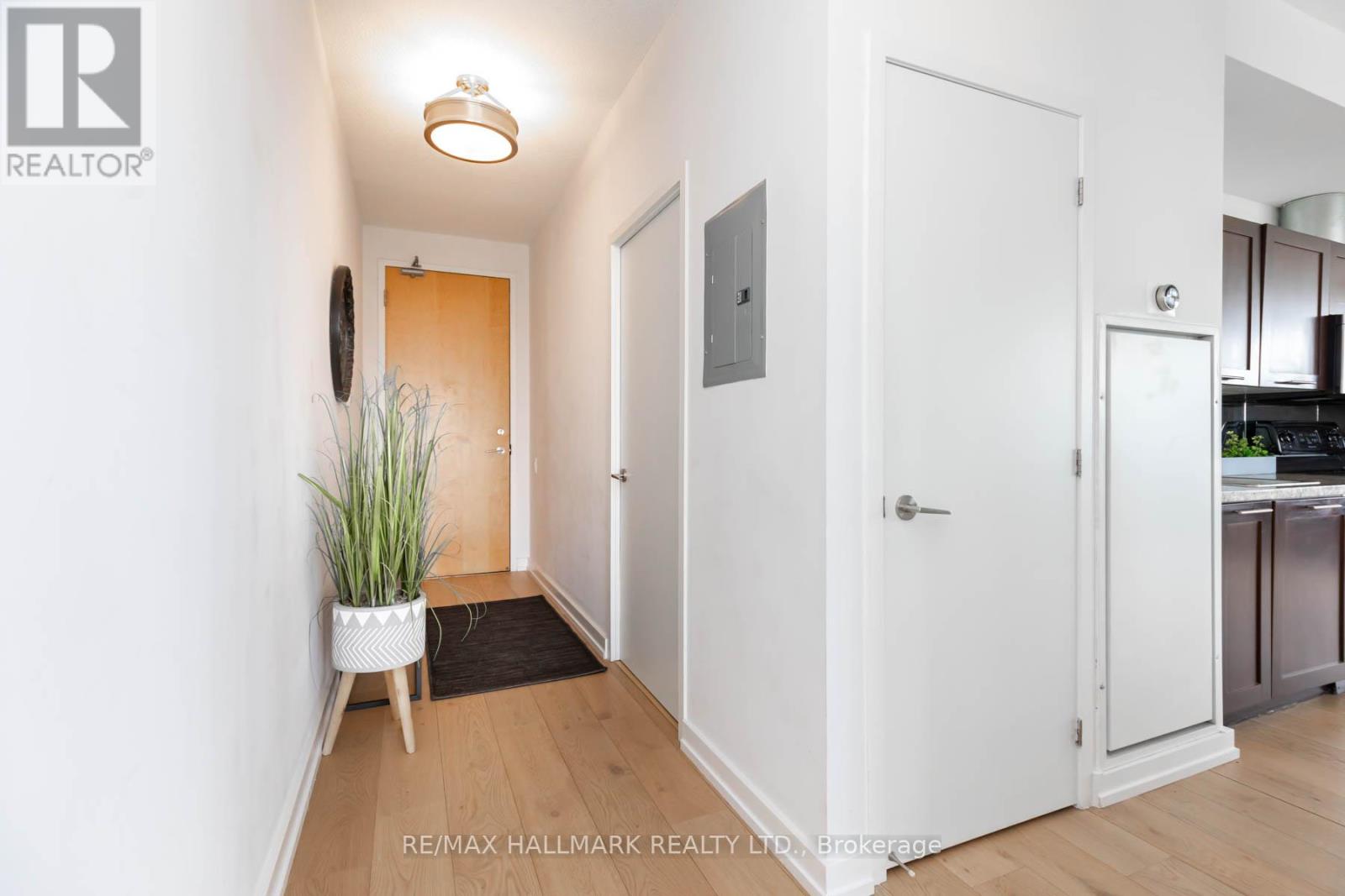 1502 - 33 Mill Street, Toronto, Ontario  M5A 3R3 - Photo 3 - C12832206