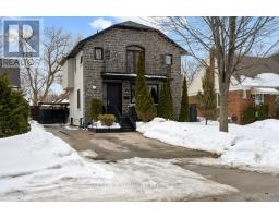 12 WILLOWHURST CRESCENT, Toronto, Ontario