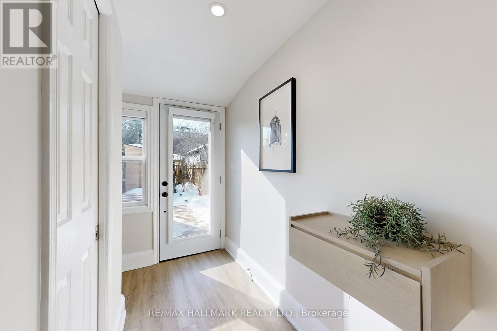 72 Hastings Avenue, Toronto, Ontario  M4L 2L2 - Photo 15 - E12832190