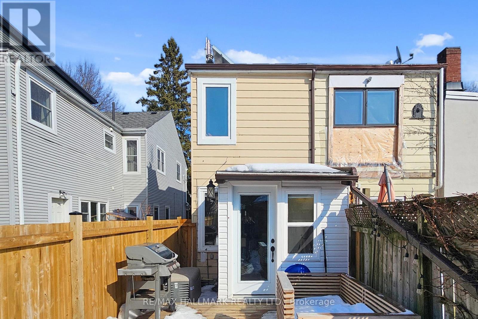 72 Hastings Avenue, Toronto, Ontario  M4L 2L2 - Photo 34 - E12832190