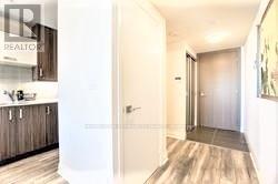 909 - 18 Uptown Drive, Markham, Ontario  L3R 5M5 - Photo 6 - N12832158