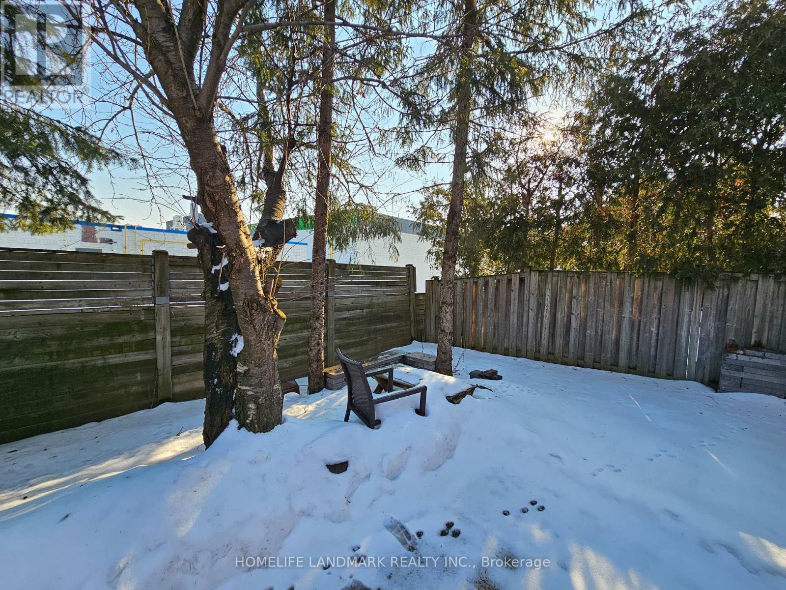 35 Royal Palm Drive, Vaughan, Ontario  L4J 5R4 - Photo 19 - N12832178