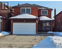 35 ROYAL PALM DRIVE, Vaughan, Ontario