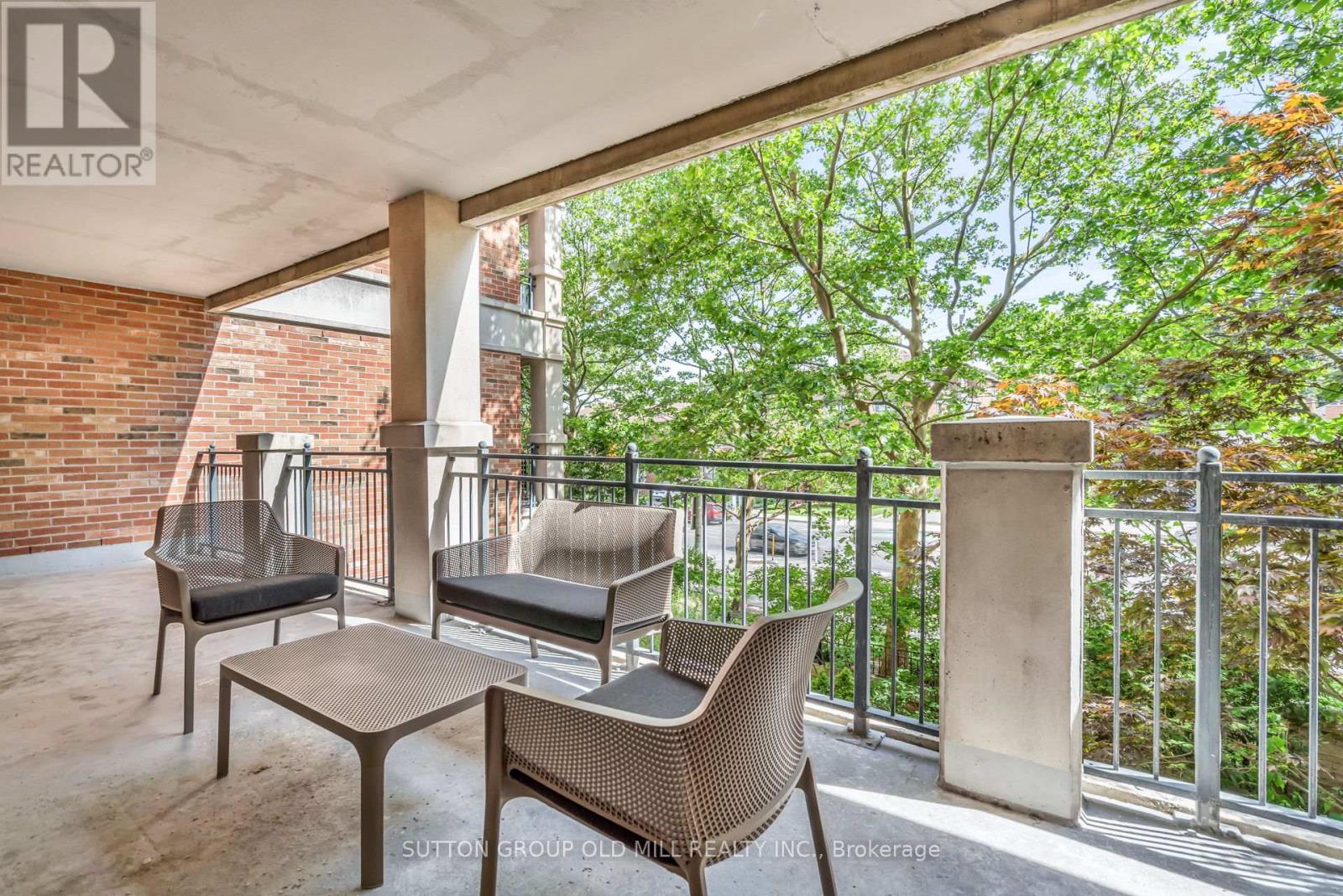 206 - 10 Old Mill Trail, Toronto, Ontario  M8X 2Y9 - Photo 40 - W12832138