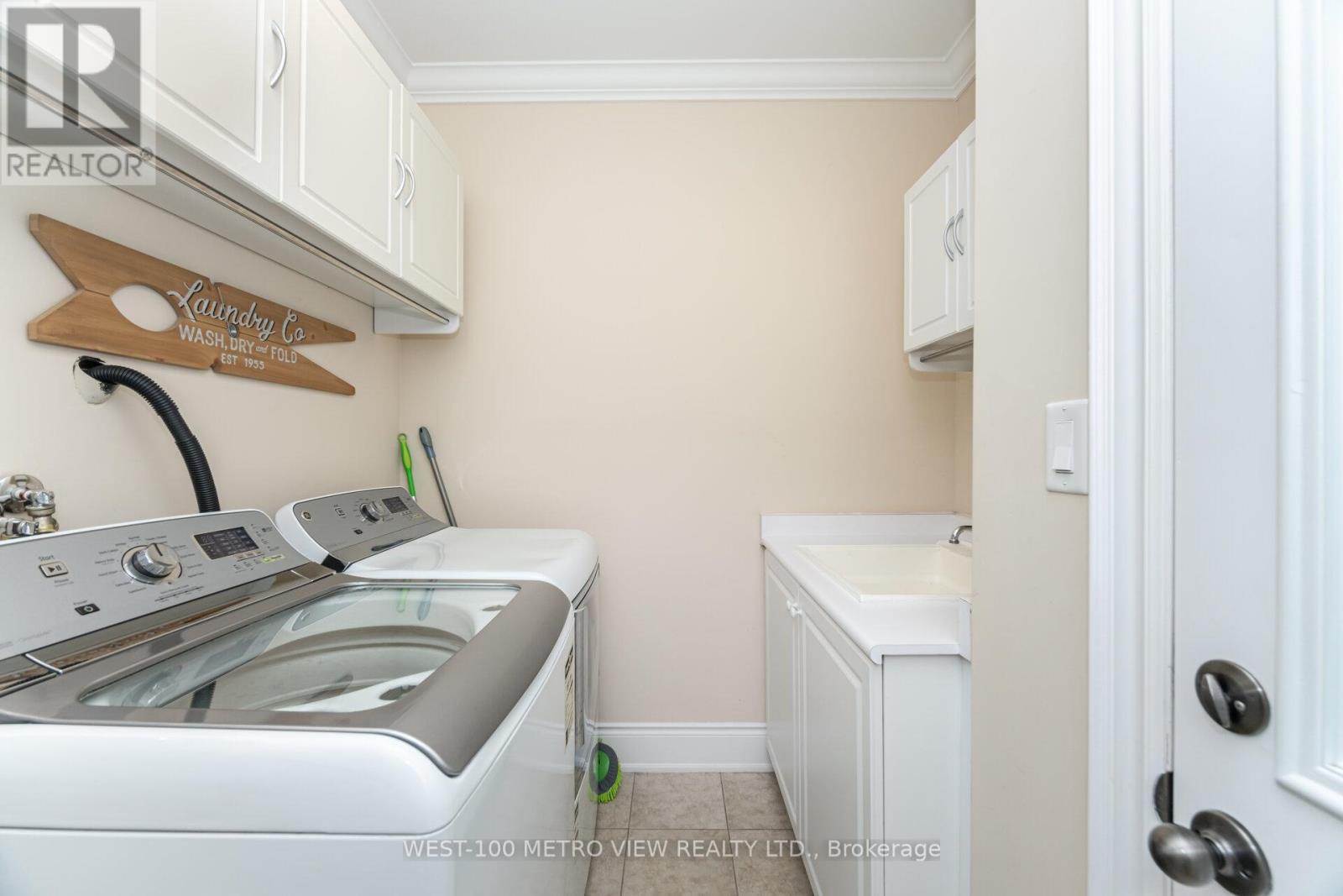 4 Ivor Crescent, Brampton, Ontario  L7A 4L5 - Photo 19 - W12832196