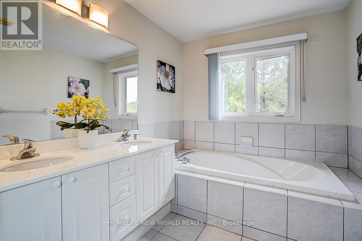 2305 Woodfield Road, Oakville, Ontario  L6H 6Y7 - Photo 30 - W12832204