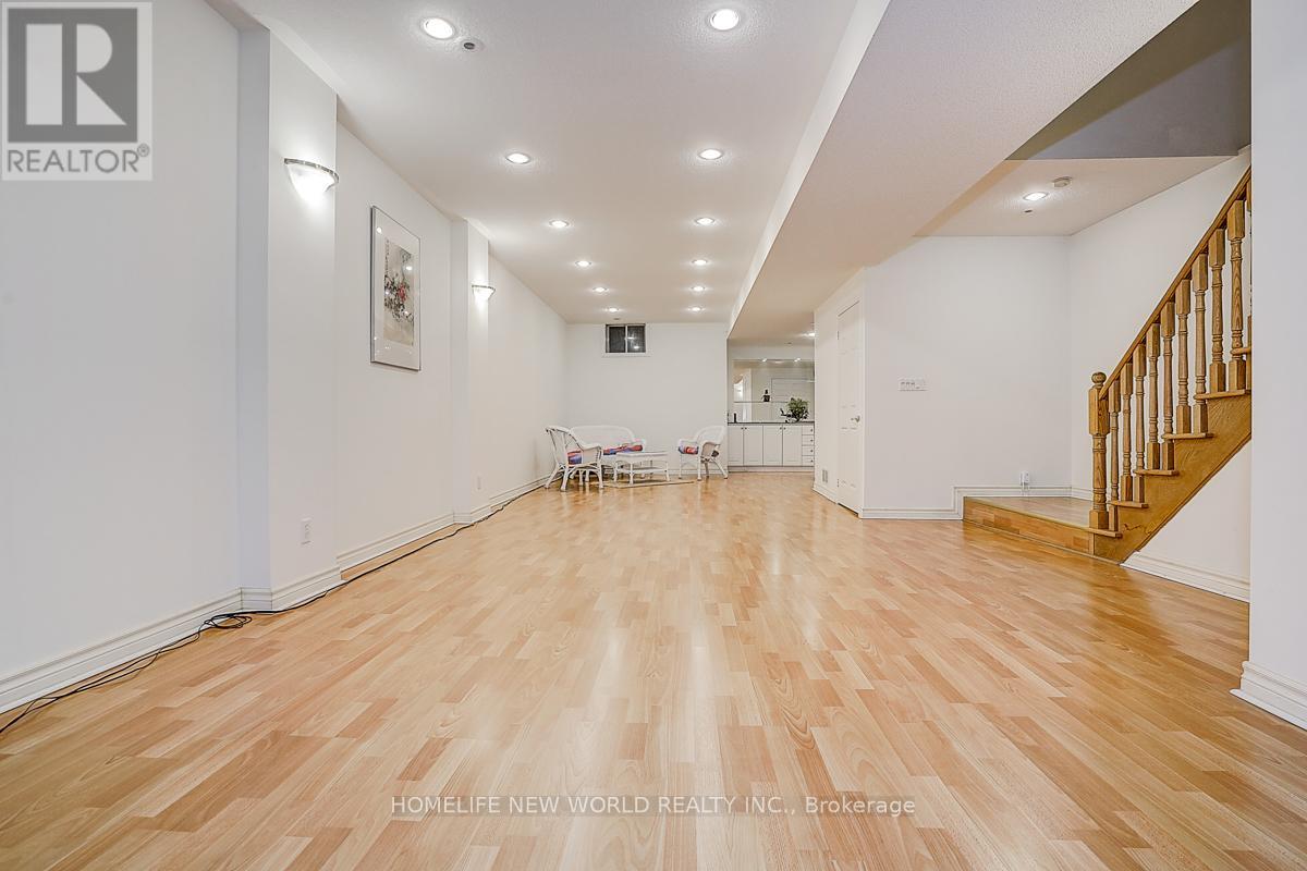 2305 Woodfield Road, Oakville, Ontario  L6H 6Y7 - Photo 40 - W12832204