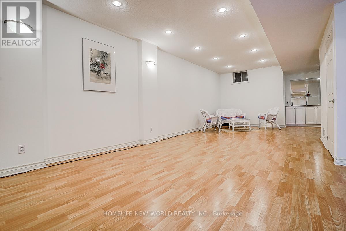 2305 Woodfield Road, Oakville, Ontario  L6H 6Y7 - Photo 41 - W12832204