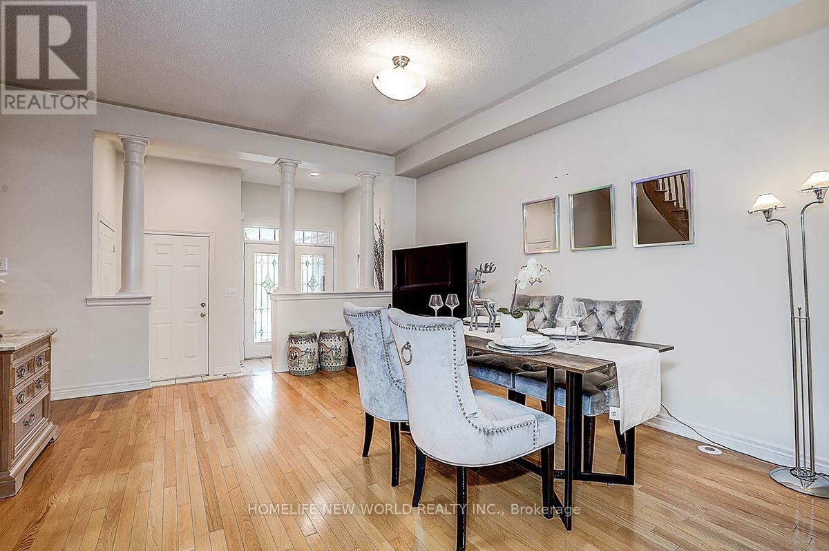 2305 Woodfield Road, Oakville, Ontario  L6H 6Y7 - Photo 9 - W12832204