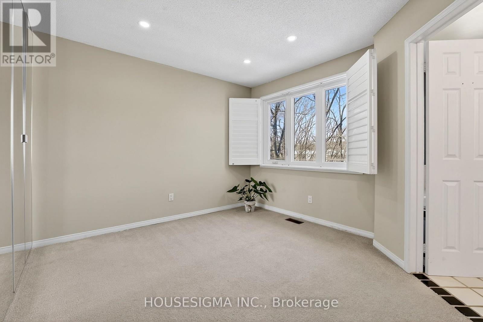 2 - 14 Huntingwood Avenue, Hamilton, Ontario  L9H 6X3 - Photo 20 - X12832142