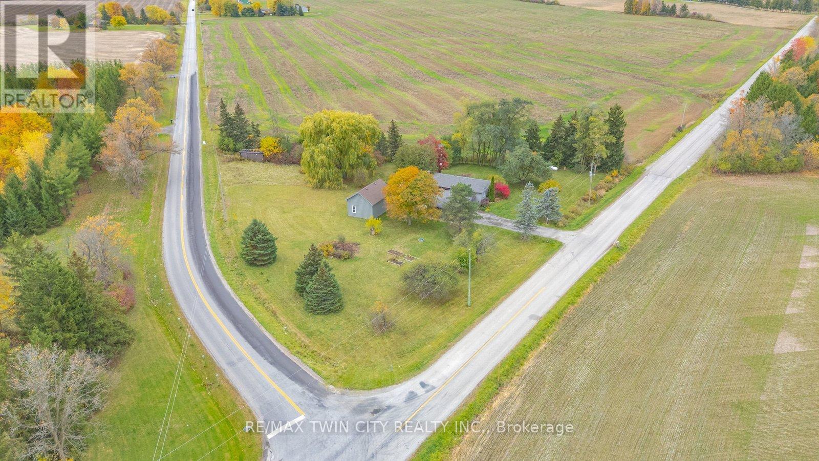 2090 Lost Mile Road, Brant, Ontario  N3T 5L4 - Photo 37 - X12832156