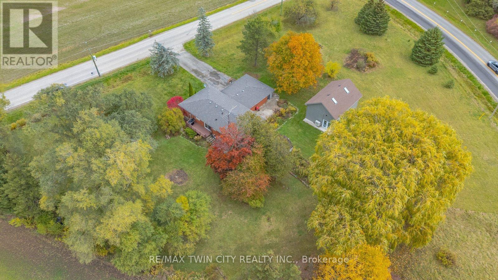 2090 Lost Mile Road, Brant, Ontario  N3T 5L4 - Photo 39 - X12832156