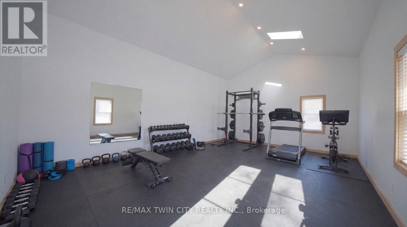 2090 Lost Mile Road, Brant, Ontario  N3T 5L4 - Photo 42 - X12832156