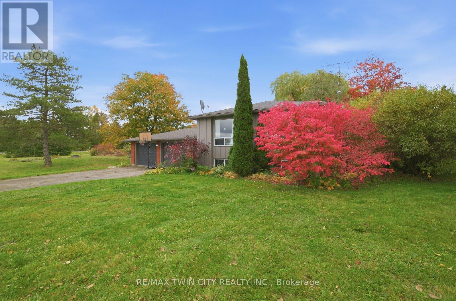 2090 Lost Mile Road, Brant, Ontario  N3T 5L4 - Photo 7 - X12832156