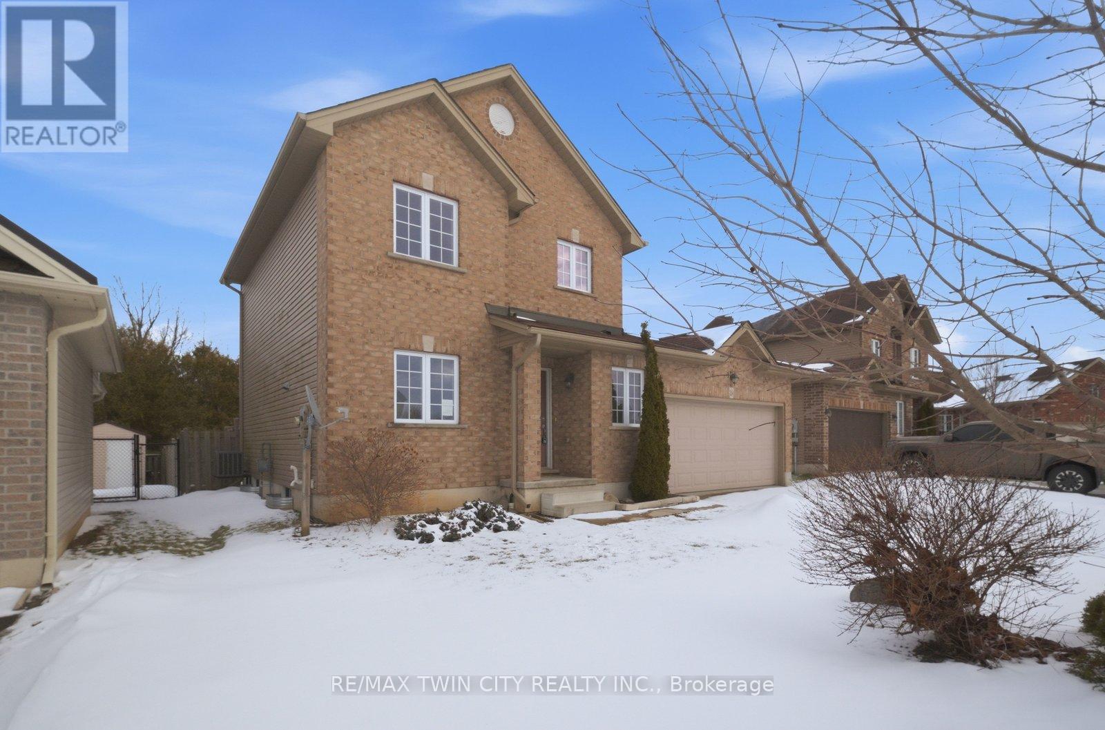 28 Tompkins Court, Norwich, Ontario  N0J 1P0 - Photo 2 - X12832160