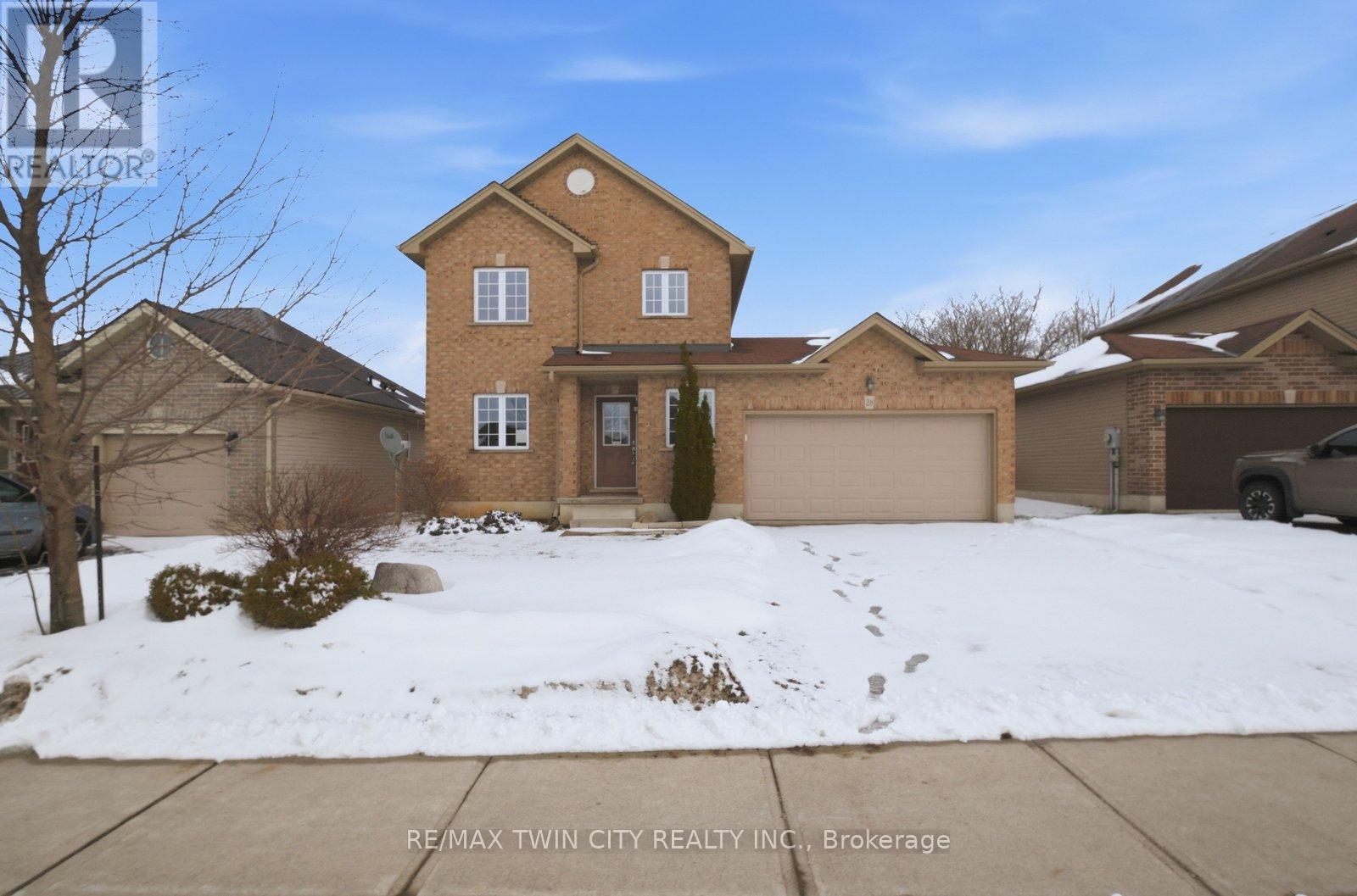 28 Tompkins Court, Norwich, Ontario  N0J 1P0 - Photo 3 - X12832160