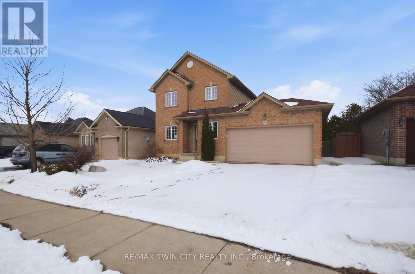 28 Tompkins Court, Norwich, Ontario  N0J 1P0 - Photo 4 - X12832160