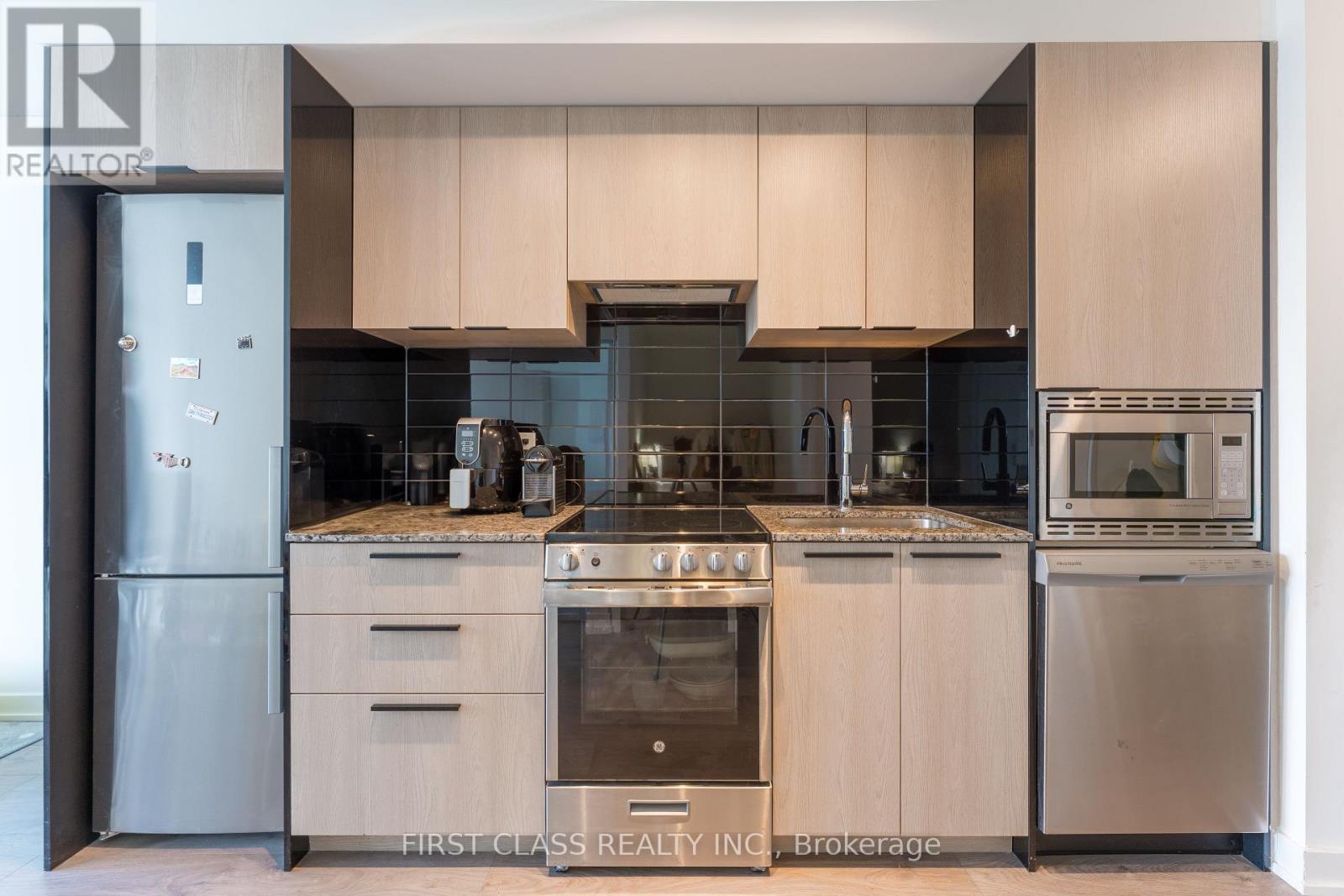 1602 - 18 Maitland Terrace, Toronto, Ontario  M4Y 0G8 - Photo 8 - C12832234