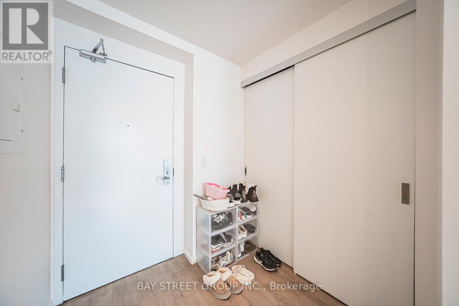 3004 - 8 Charlotte Street, Toronto, Ontario  M5V 0K4 - Photo 19 - C12832236