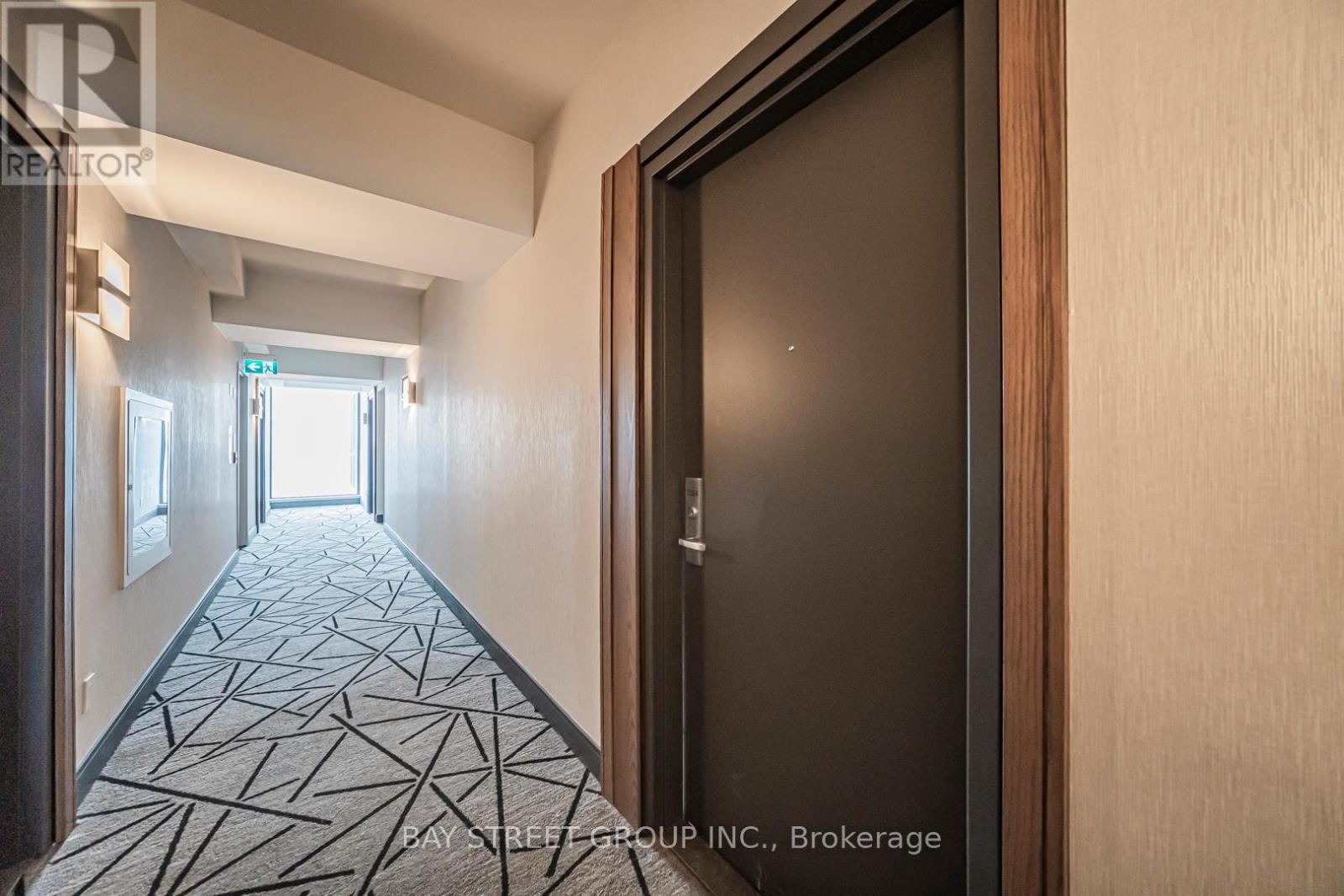 3004 - 8 Charlotte Street, Toronto, Ontario  M5V 0K4 - Photo 3 - C12832236