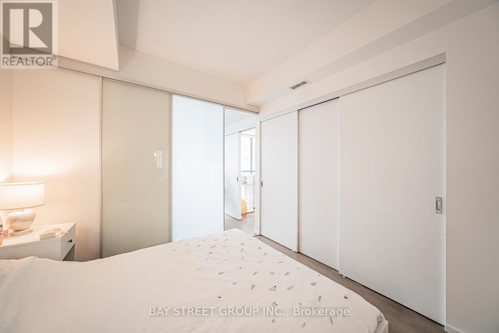 3004 - 8 Charlotte Street, Toronto, Ontario  M5V 0K4 - Photo 34 - C12832236