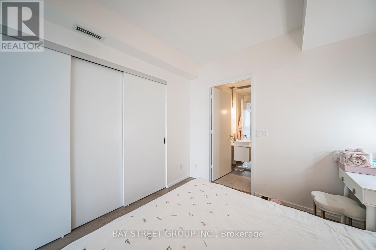 3004 - 8 Charlotte Street, Toronto, Ontario  M5V 0K4 - Photo 36 - C12832236