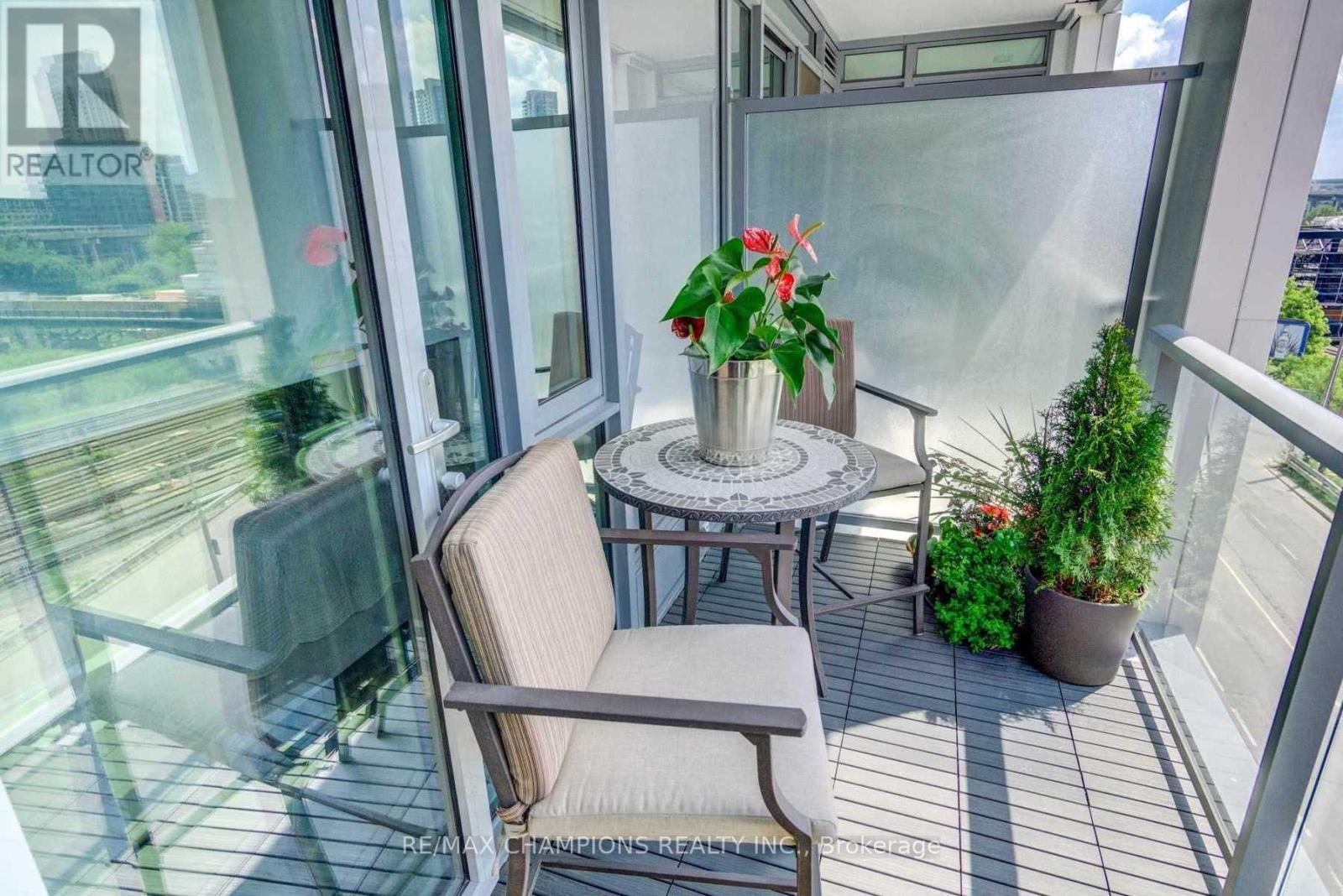 304e - 576 Front Street W, Toronto, Ontario  M5V 1C1 - Photo 21 - C12832244