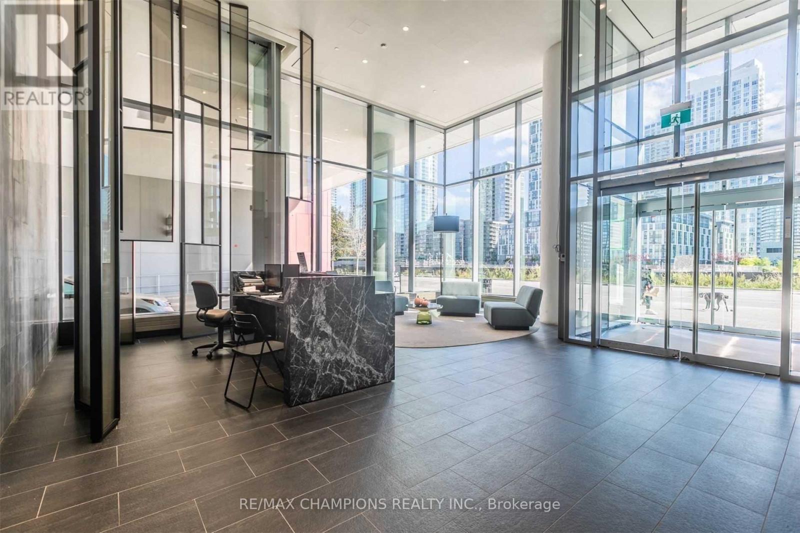 304e - 576 Front Street W, Toronto, Ontario  M5V 1C1 - Photo 3 - C12832244