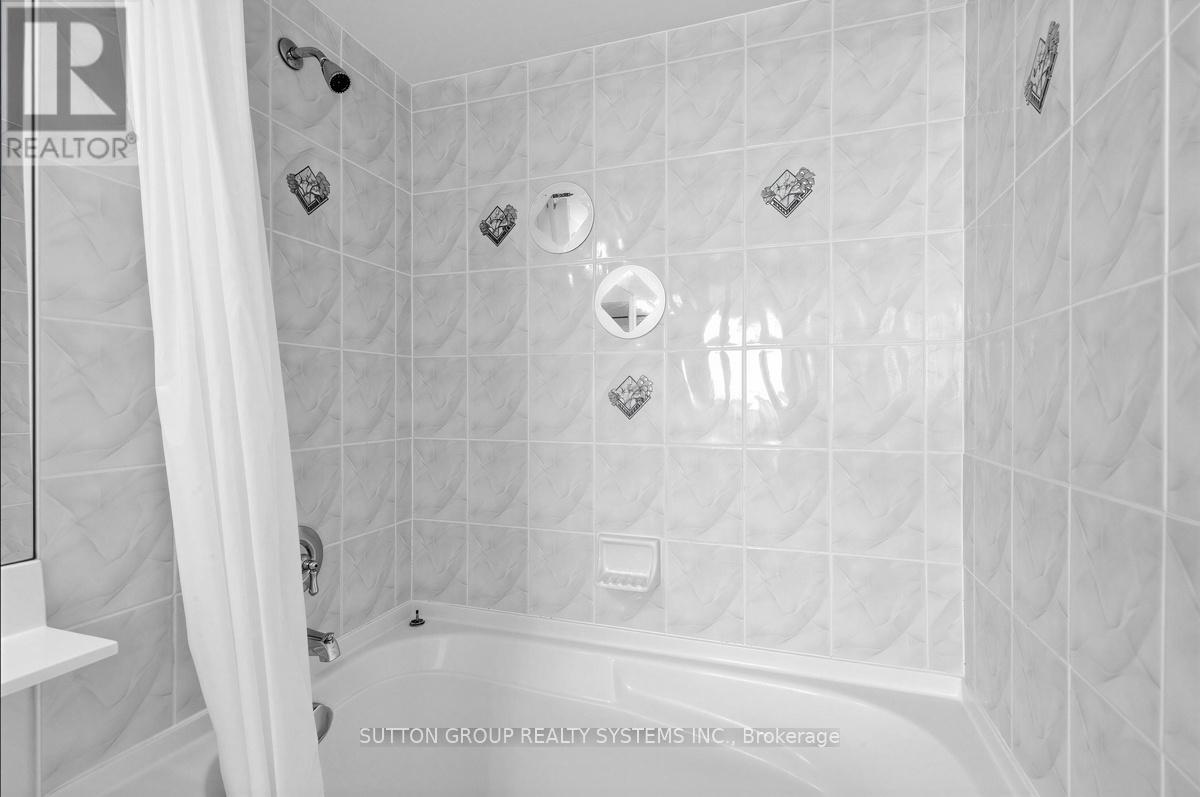 2005 - 5 Northtown Way, Toronto, Ontario  M2N 7A1 - Photo 27 - C12832254