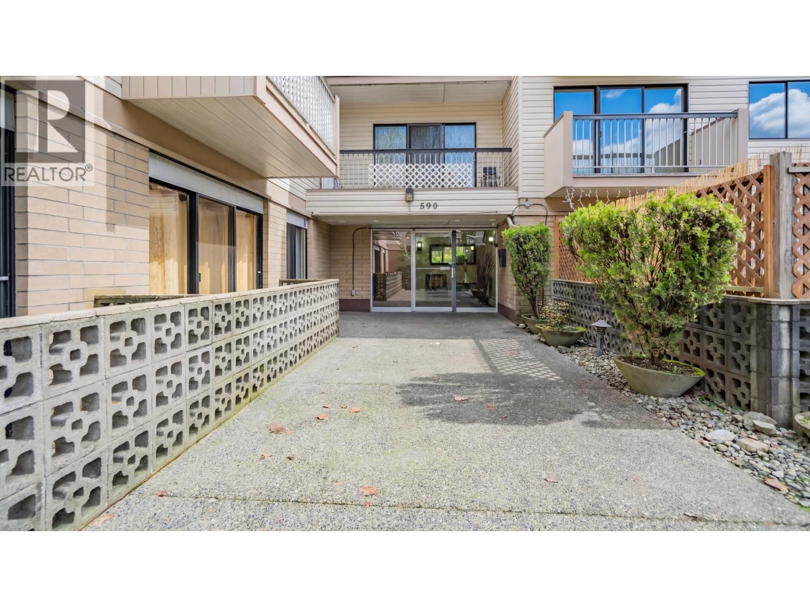 314 590 Whiting Way, Coquitlam, British Columbia  V3J 3R9 - Photo 18 - R3094384