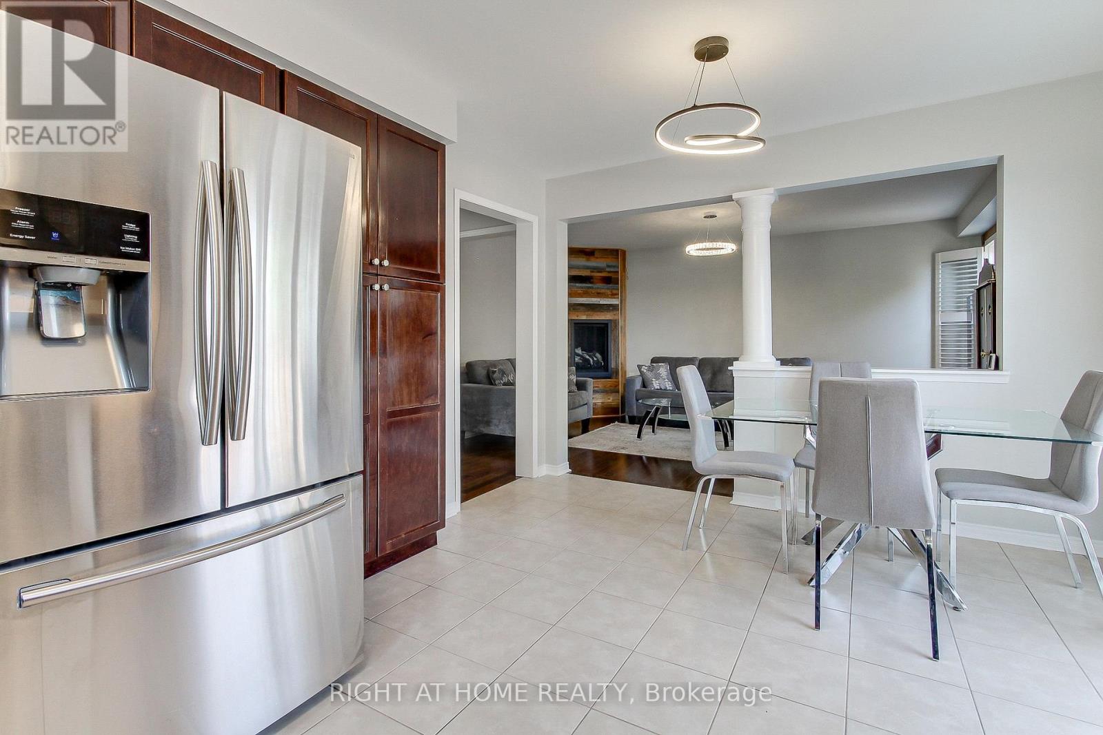 468 Langford Boulevard, Bradford West Gwillimbury, Ontario  L3Z 0K8 - Photo 17 - N12832238