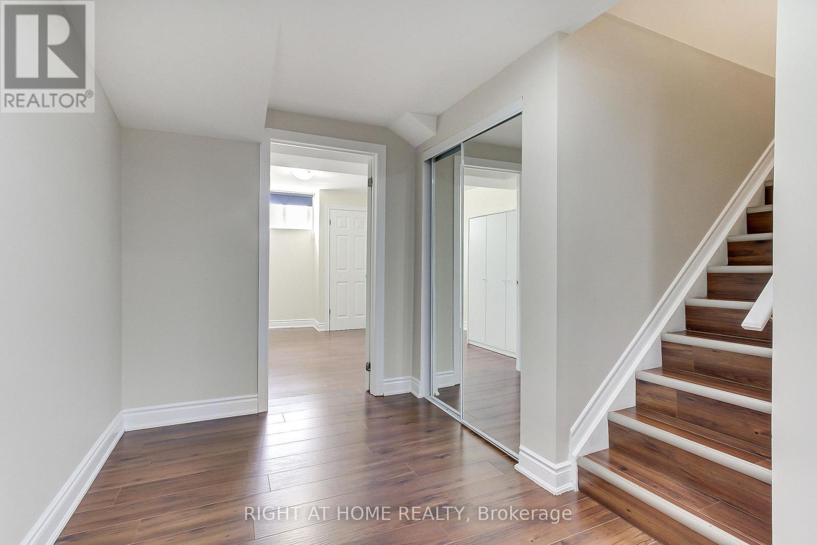 468 Langford Boulevard, Bradford West Gwillimbury, Ontario  L3Z 0K8 - Photo 35 - N12832238