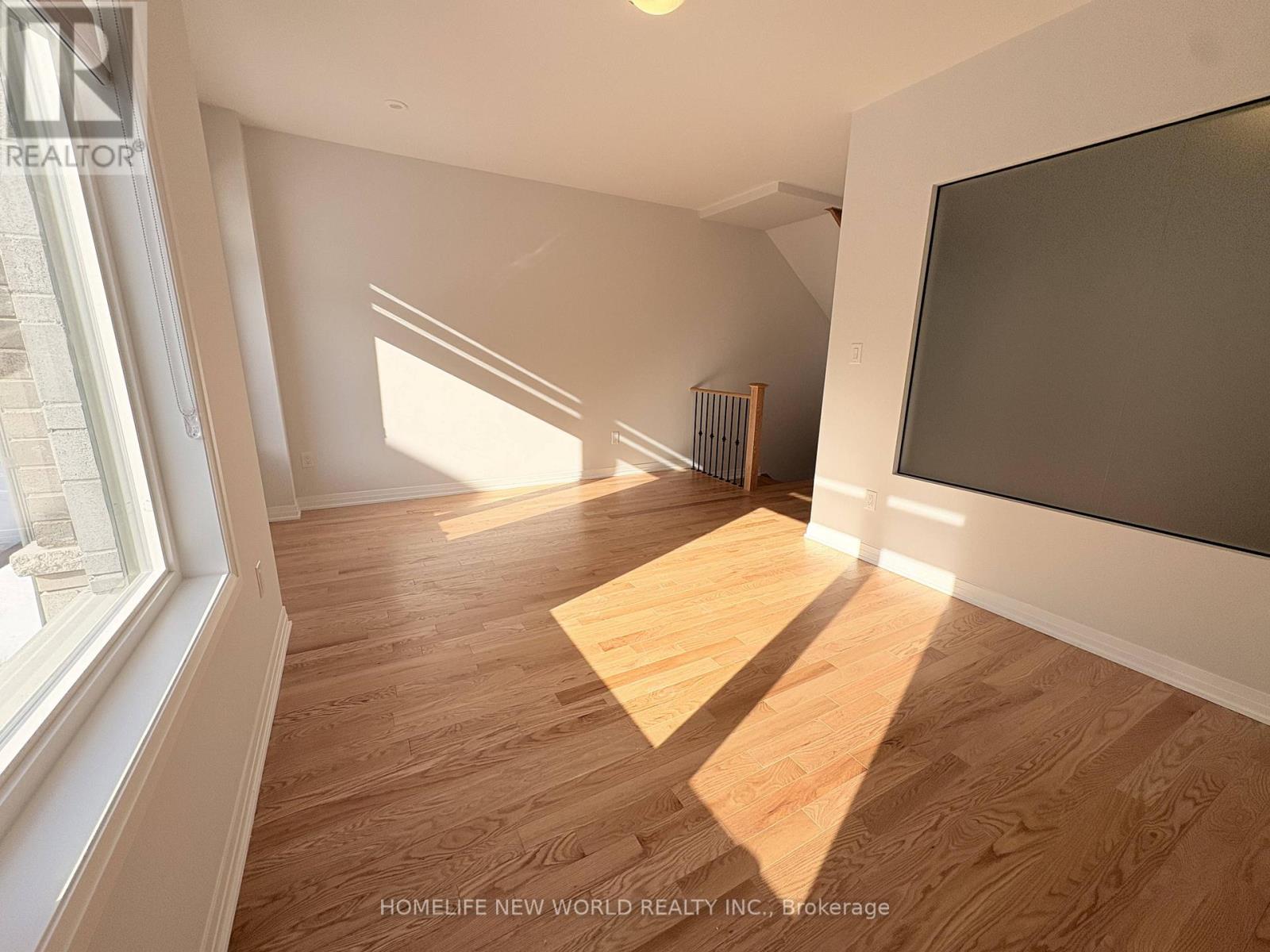 8 Lounts Lane, Markham, Ontario  L6B 1R9 - Photo 9 - N12832250