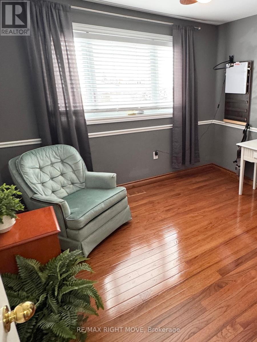 15 Watson Court, Orillia, Ontario  L3V 7S5 - Photo 12 - S12832216