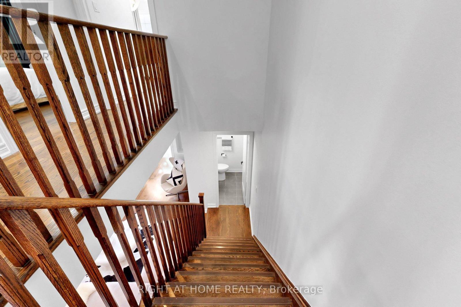 5609 Fudge Terrace, Mississauga, Ontario  L5M 0N2 - Photo 18 - W12832252