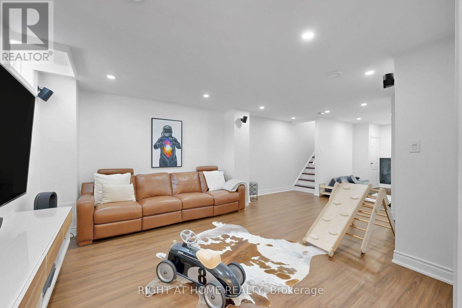 5609 Fudge Terrace, Mississauga, Ontario  L5M 0N2 - Photo 39 - W12832252