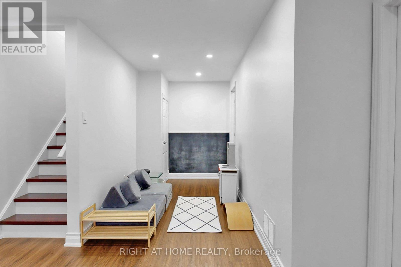 5609 Fudge Terrace, Mississauga, Ontario  L5M 0N2 - Photo 40 - W12832252