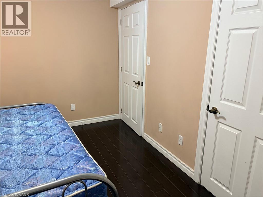 212 Westfield Place, Waterloo, Ontario  N2T 2R2 - Photo 32 - 40808537