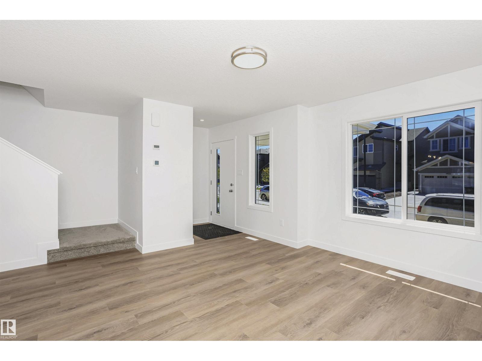 9552 Carson Bend Sw, Edmonton, Alberta  T6W 5H6 - Photo 4 - E4475422