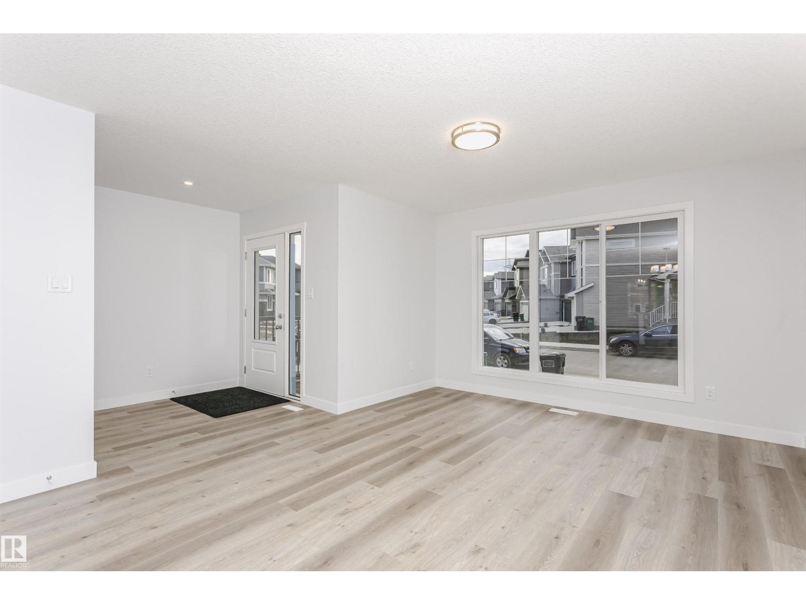 9564 Carson Bend Sw, Edmonton, Alberta  T6W 5H6 - Photo 5 - E4475423