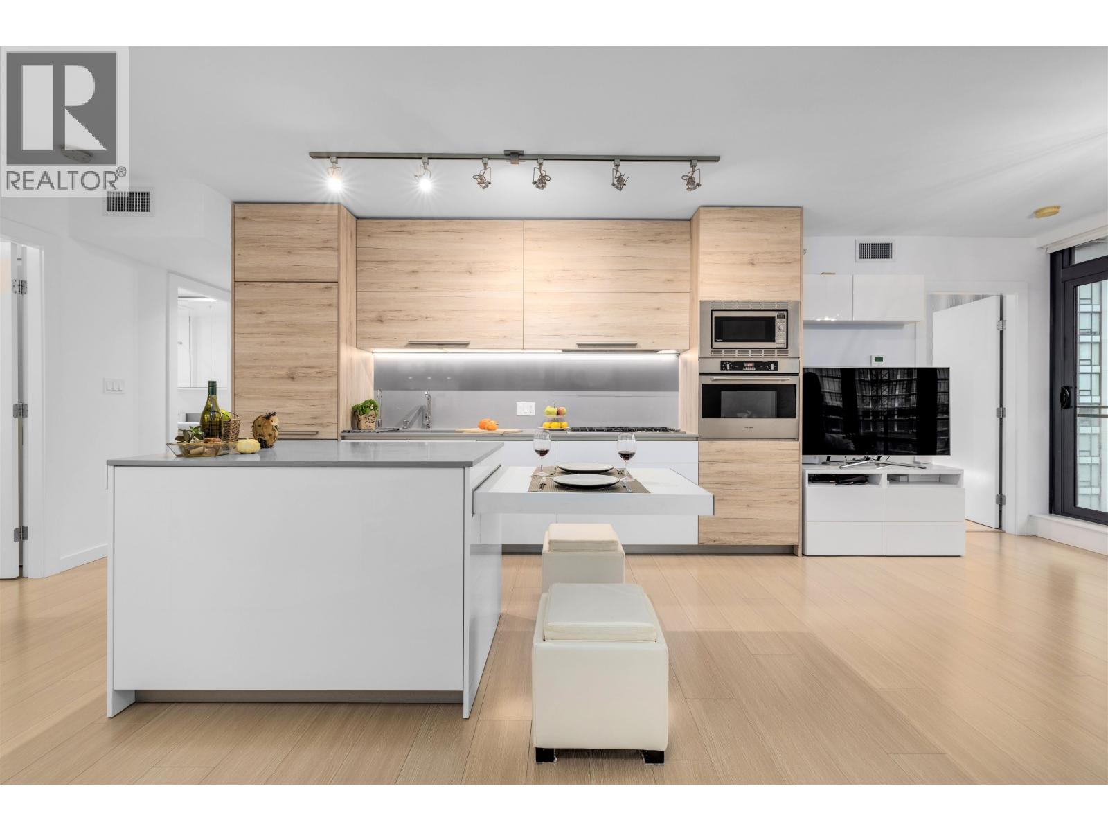 1008 2378 Alpha Avenue, Burnaby, British Columbia  V5C 0K2 - Photo 8 - R3093583