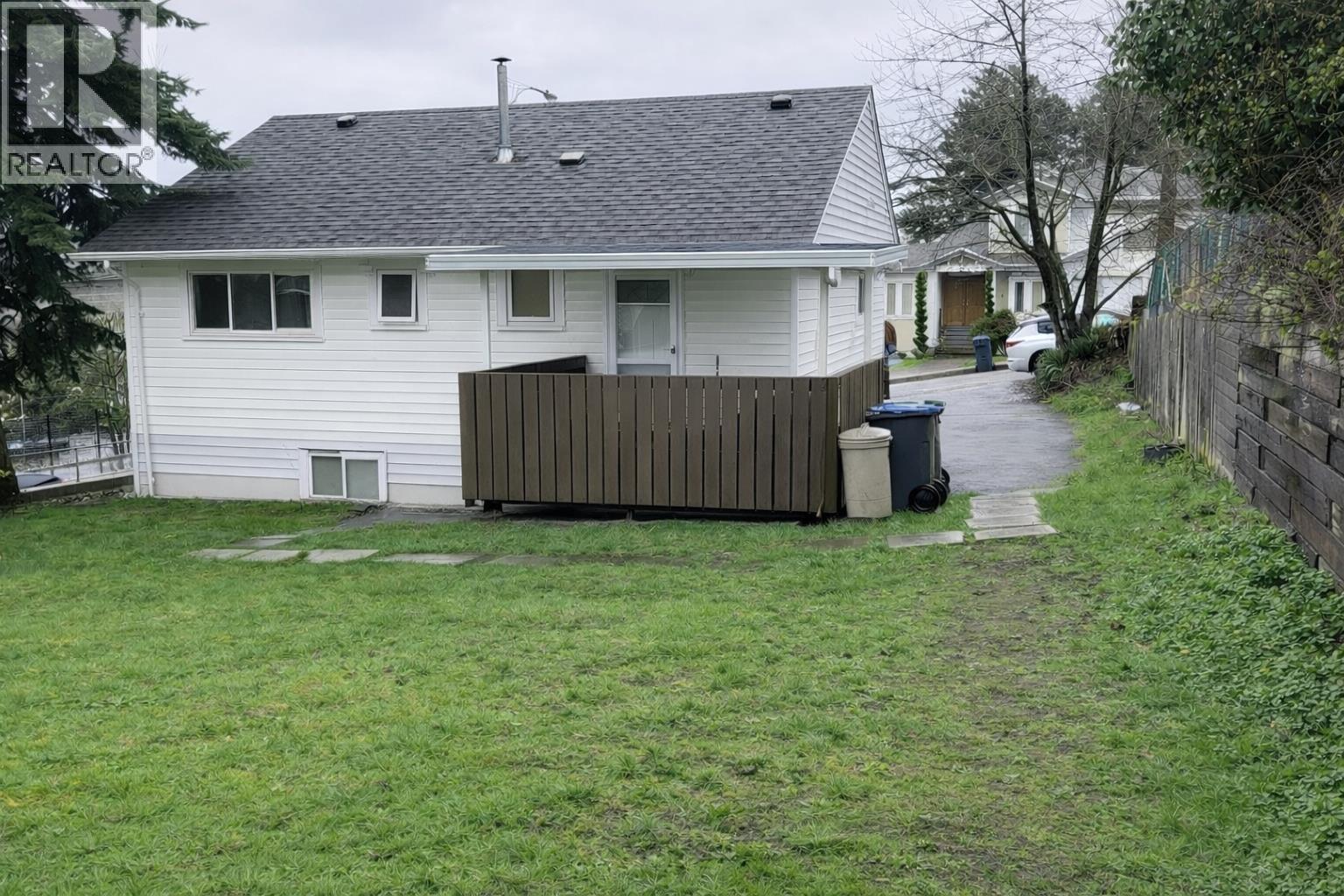 525 Sixteenth Street, New Westminster, British Columbia  V3M 4R4 - Photo 16 - R3089856
