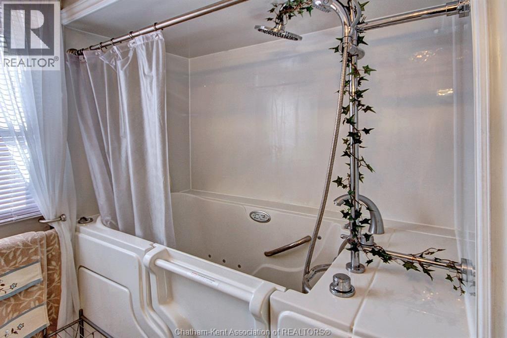 15 O'neil Street, Chatham, Ontario  N7M 3A4 - Photo 28 - 26004205