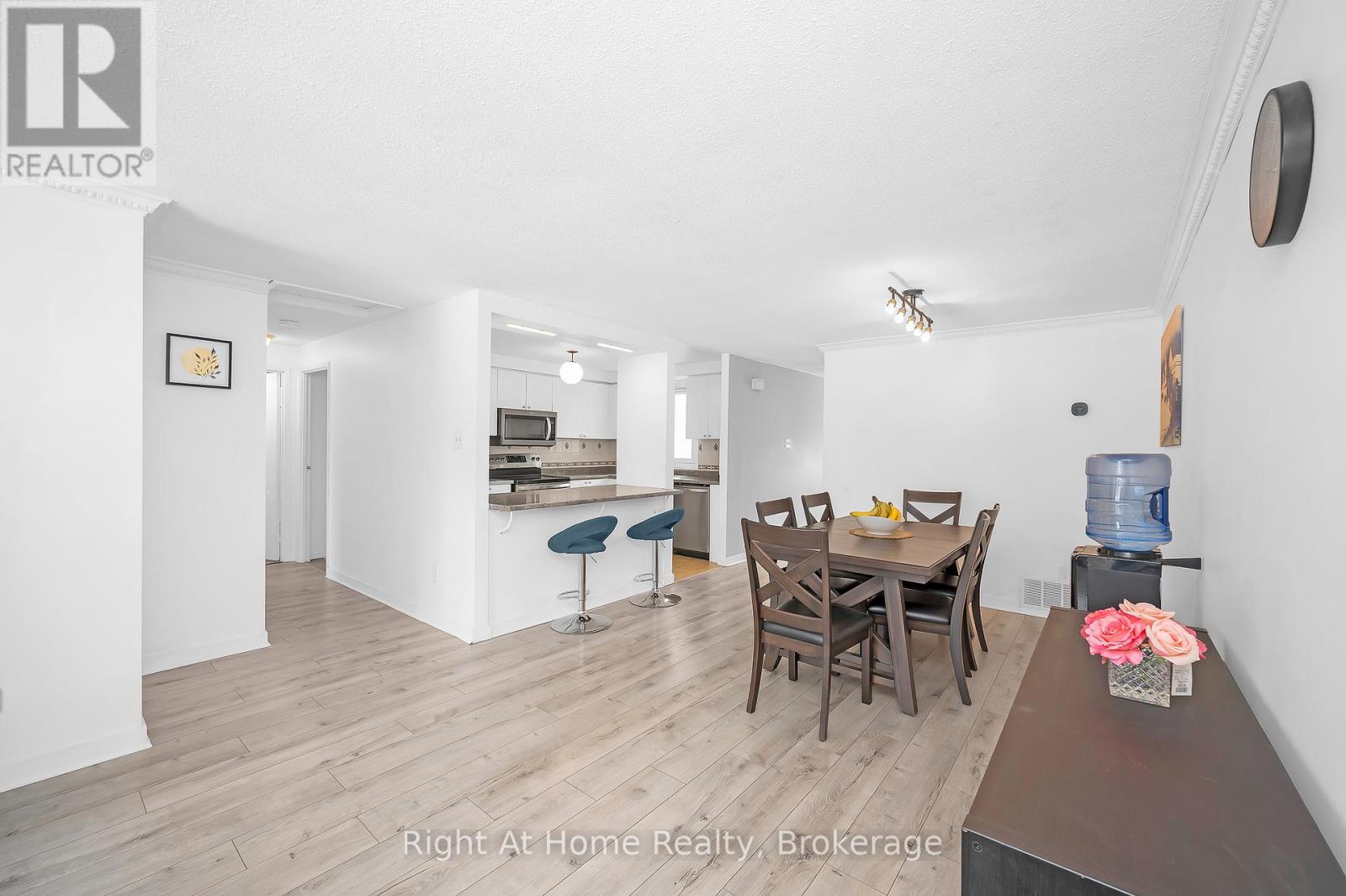 35 - 65 Glamis Road, Cambridge, Ontario  N1R 6W4 - Photo 12 - X12832298