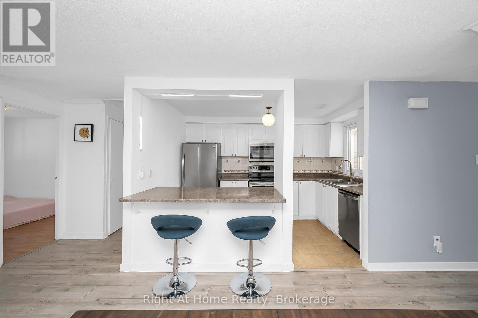 35 - 65 Glamis Road, Cambridge, Ontario  N1R 6W4 - Photo 13 - X12832298