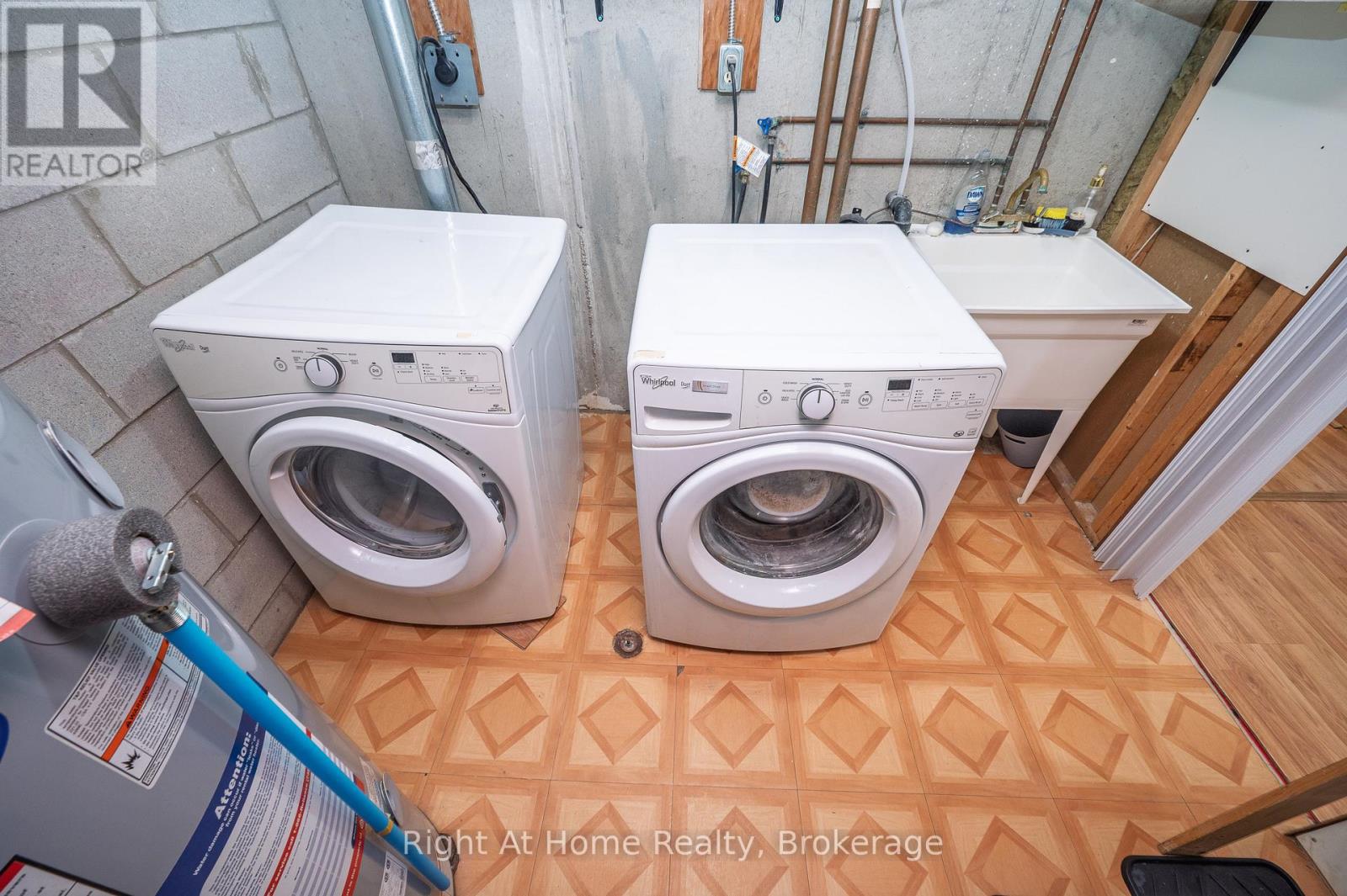 35 - 65 Glamis Road, Cambridge, Ontario  N1R 6W4 - Photo 28 - X12832298