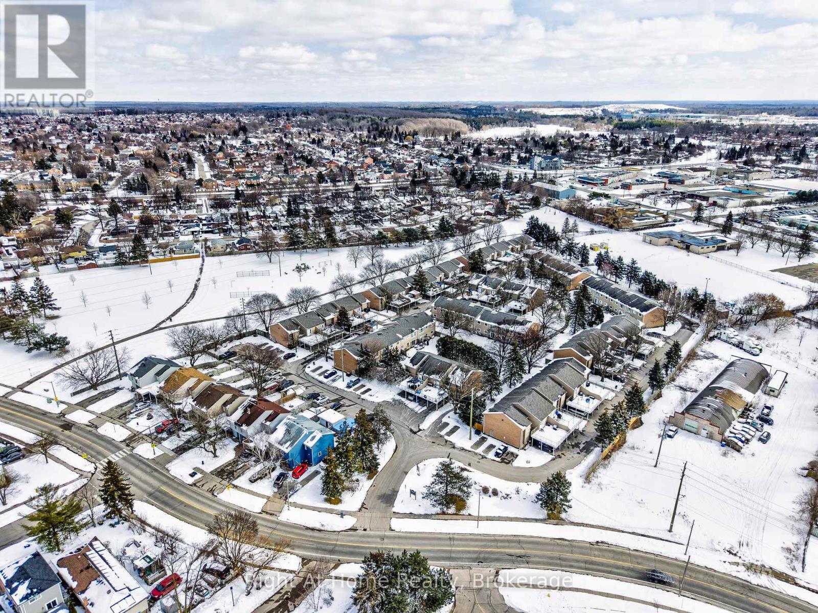 35 - 65 Glamis Road, Cambridge, Ontario  N1R 6W4 - Photo 33 - X12832298