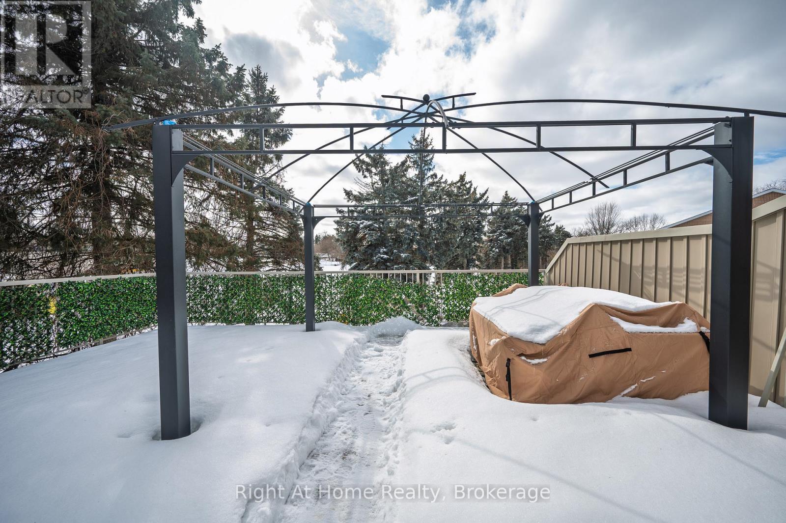 35 - 65 Glamis Road, Cambridge, Ontario  N1R 6W4 - Photo 7 - X12832298