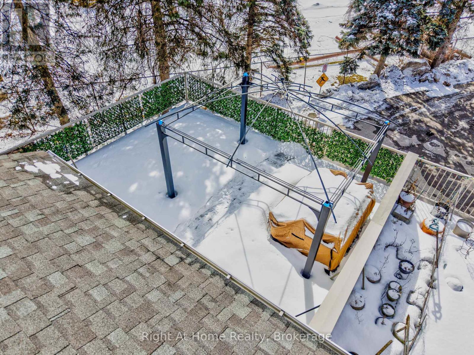 35 - 65 Glamis Road, Cambridge, Ontario  N1R 6W4 - Photo 8 - X12832298