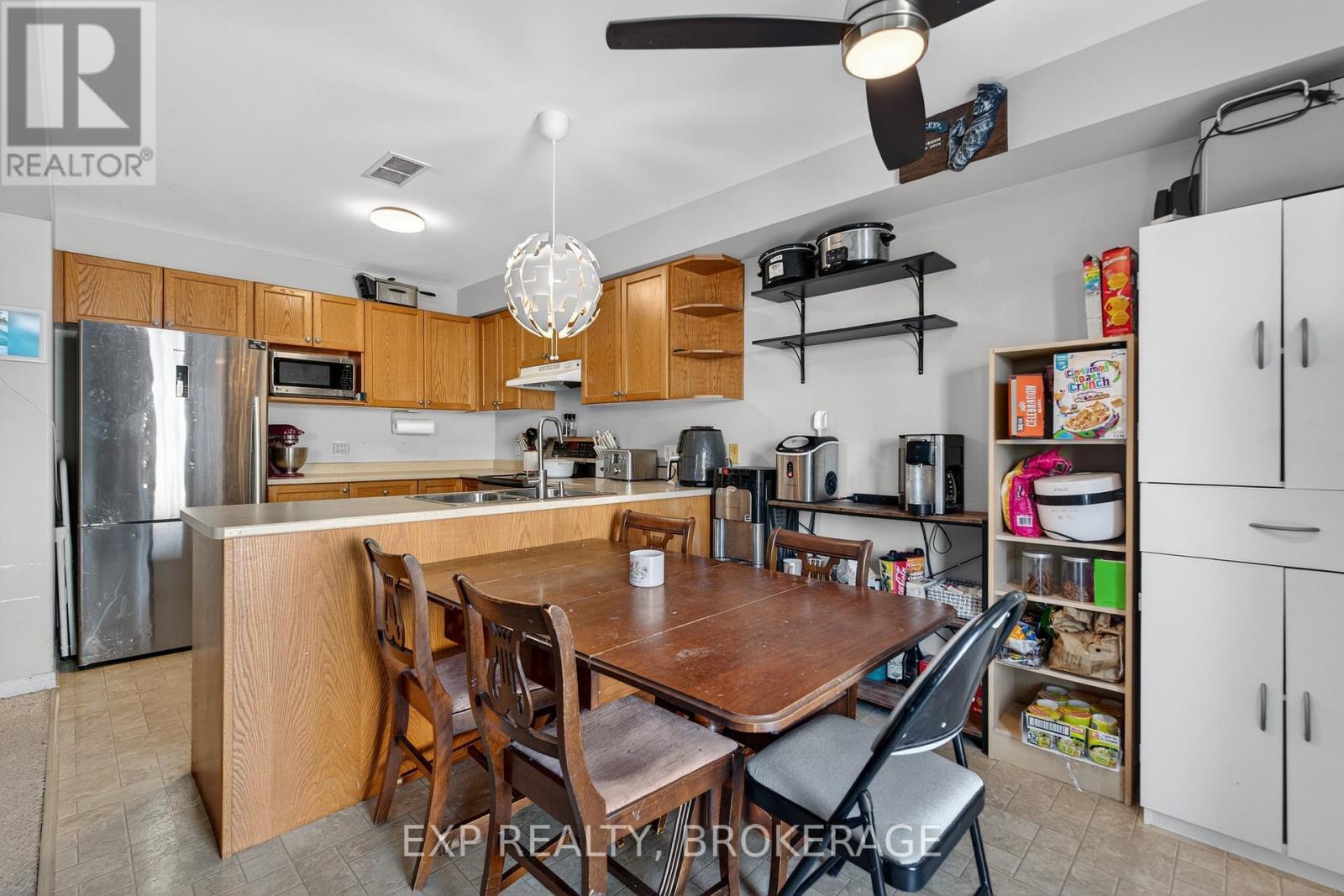 504 St Martha Street, Kingston, Ontario  K7K 0A5 - Photo 8 - X12832342